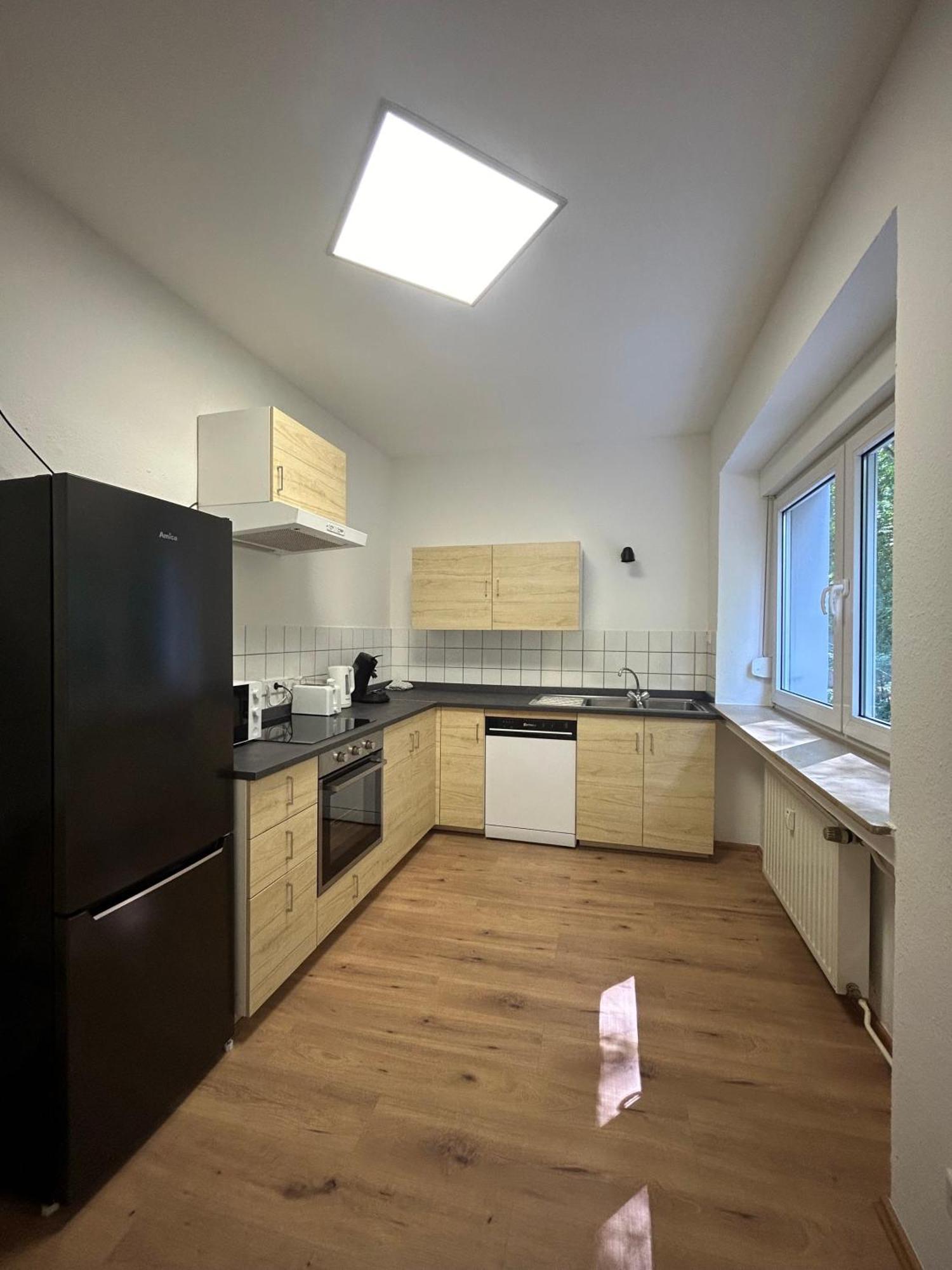 Gemuetliche Ferienwohnung - Voll Ausgestattet, Zentral Aber Ruhig ! Wuppertal Exterior photo